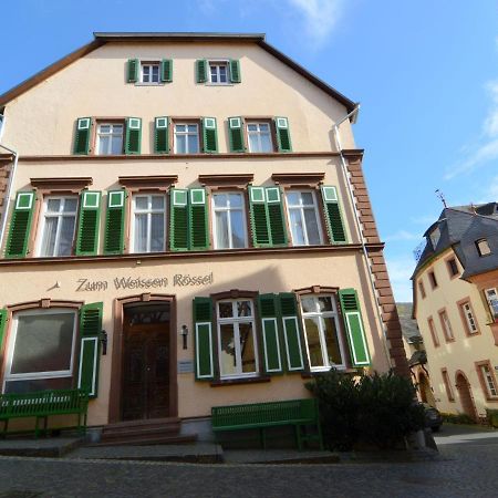 Classy Holiday Home In Uerzig Near Forest Room photo