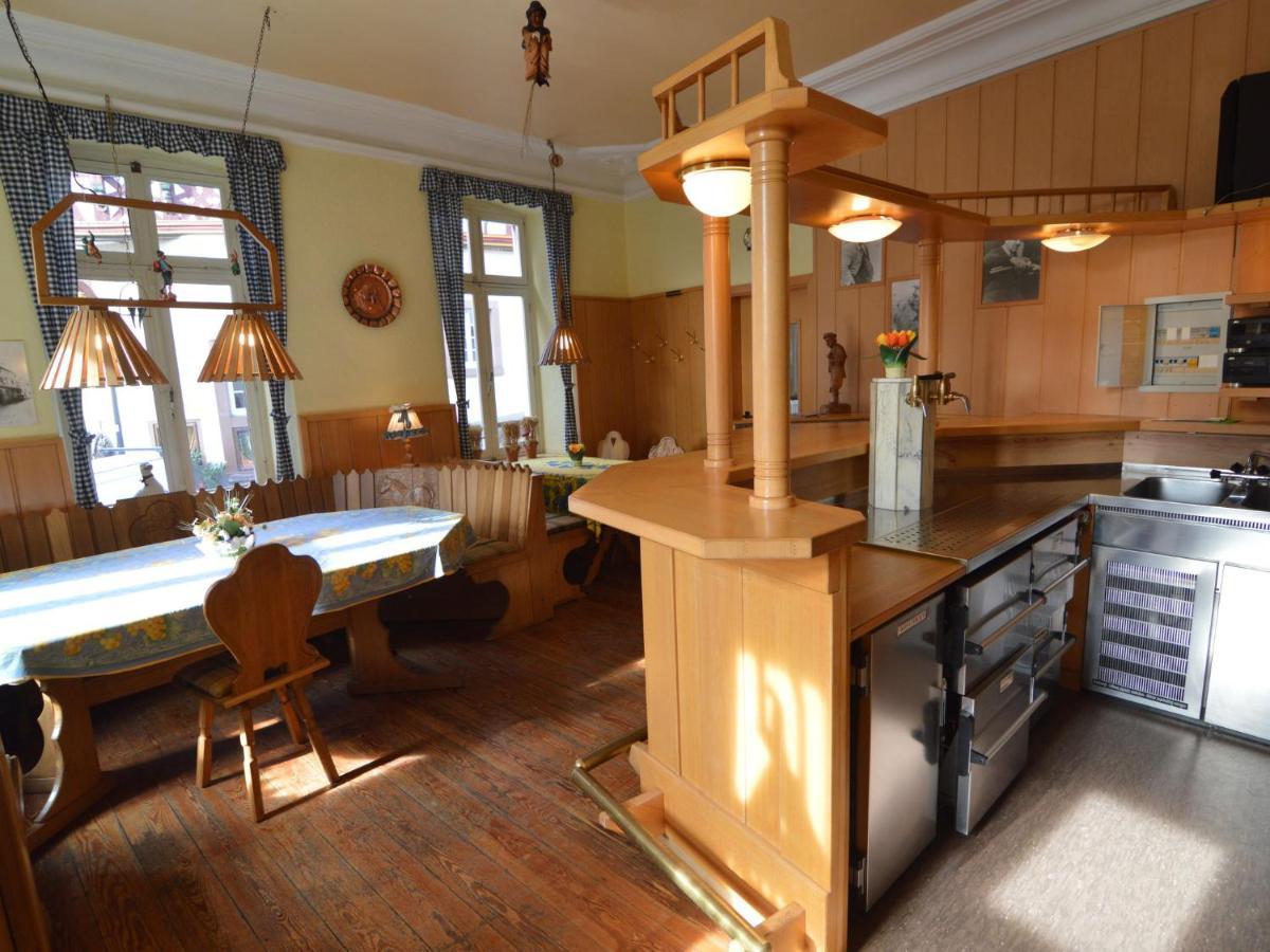 Classy Holiday Home In Uerzig Near Forest Room photo